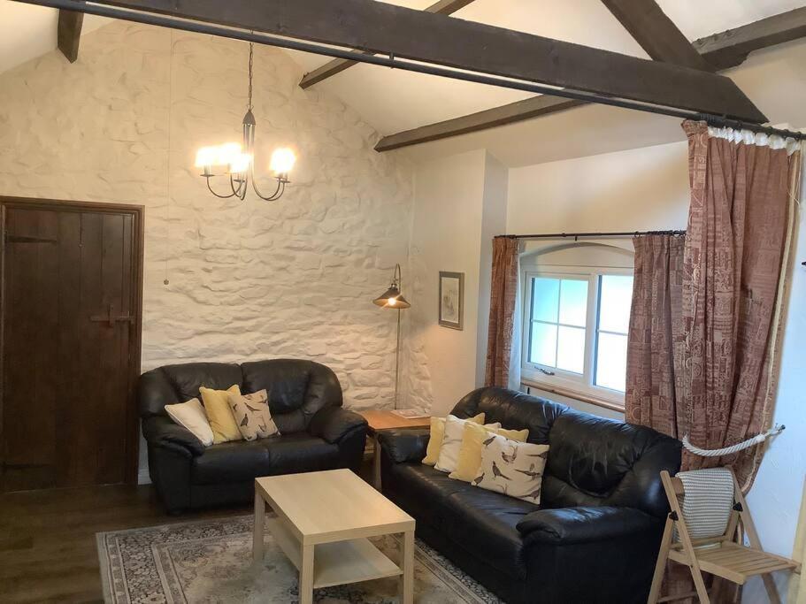 Вилла Apple Tree Corner Blaenporth Экстерьер фото
