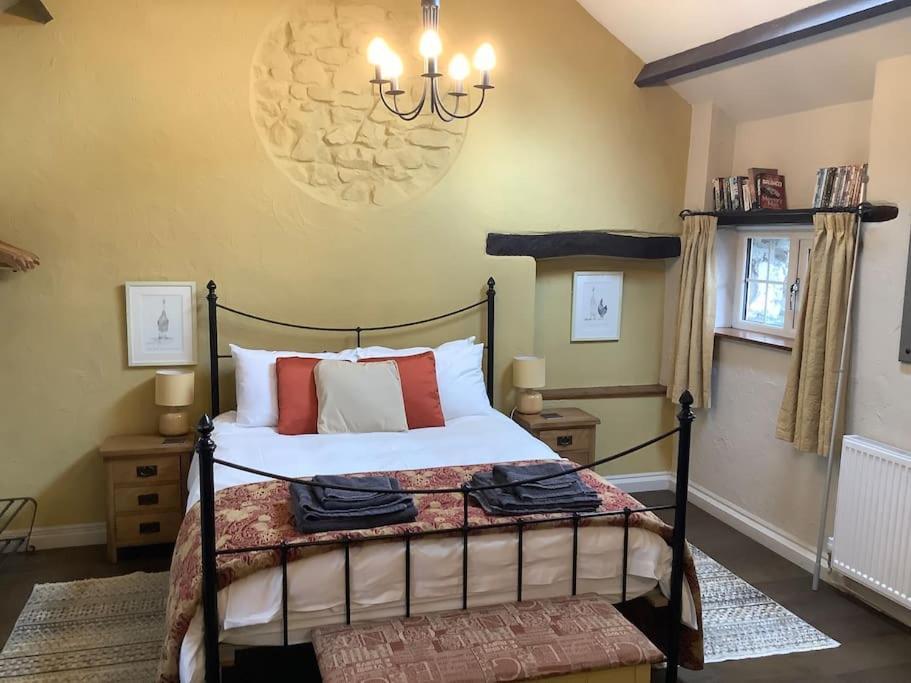 Вилла Apple Tree Corner Blaenporth Экстерьер фото